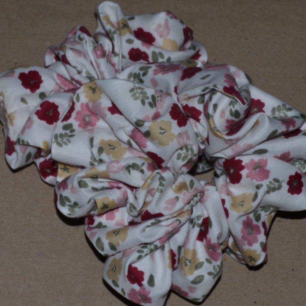 Spring Collection Scrunchies - Picture 12 of 12